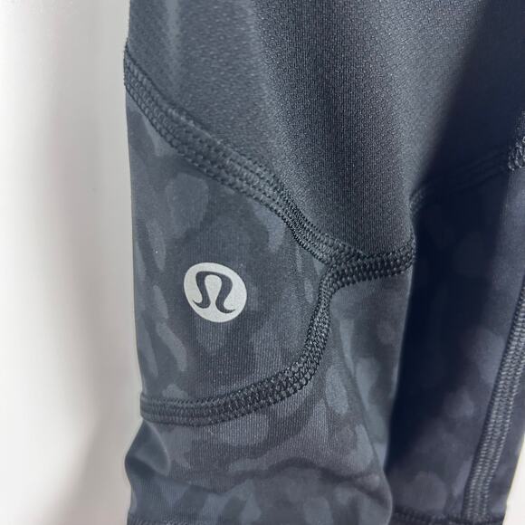 Lululemon Pace Rival Crop 22" Formation Camo Deep Coal Yoga Walking Womens Sz 6 - Picture 11 of 11